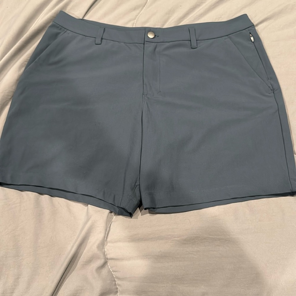 Men's Gray Shorts
